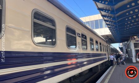 Через ворожий обстріл 3 вересня затримується низка поїздів