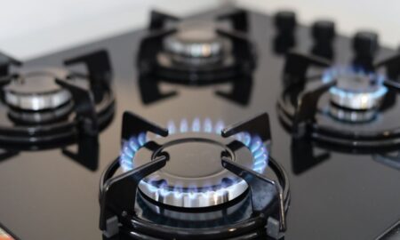 Міненерго закликає раціонально споживати газ та електроенергію