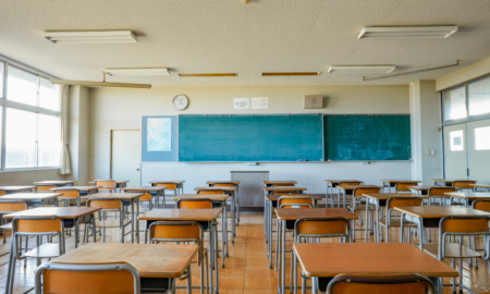 шукаю роботу у школі в Івано-Франківську