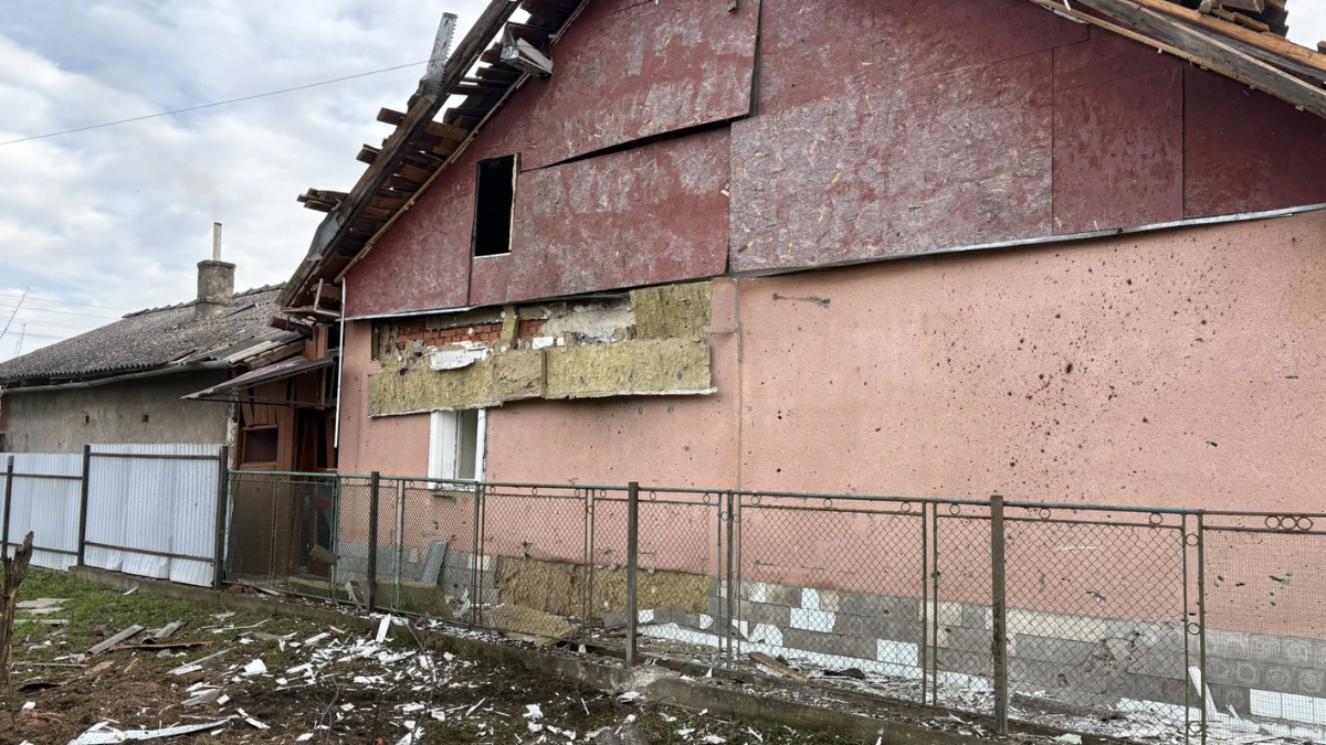 Внаслідок атаки російської федерації на Прикарпаття пошкоджено домогосподарства у Єзупільській територіальній громаді