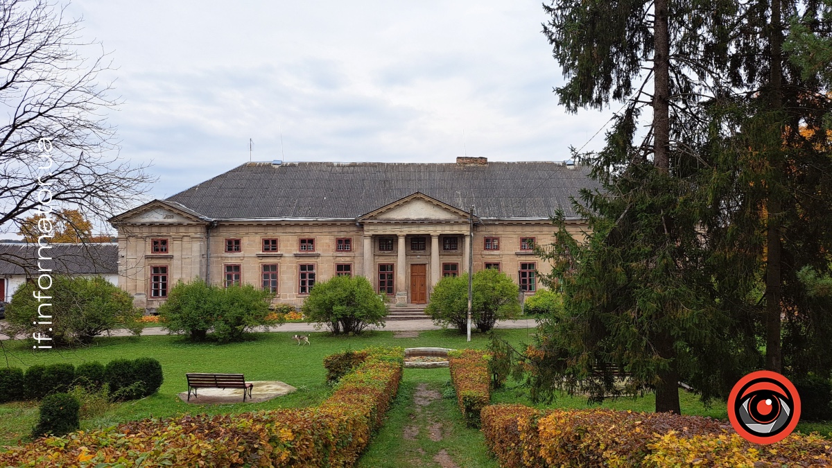 Палац Орловських