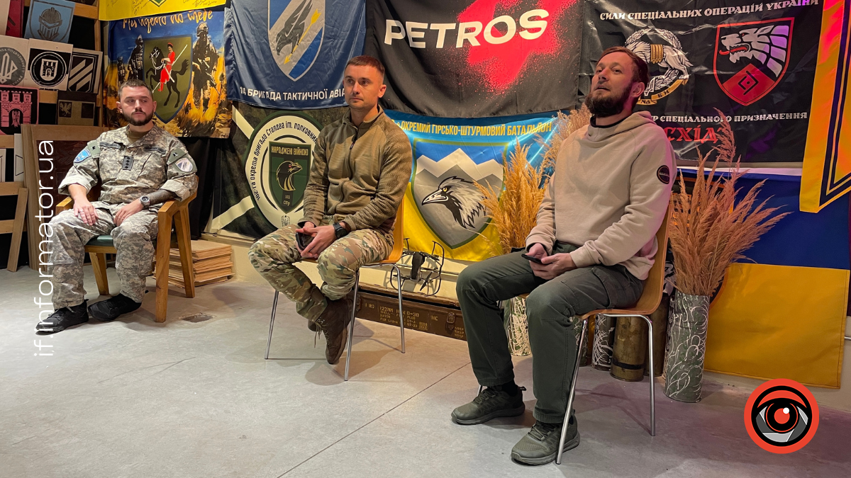 військові Петрос