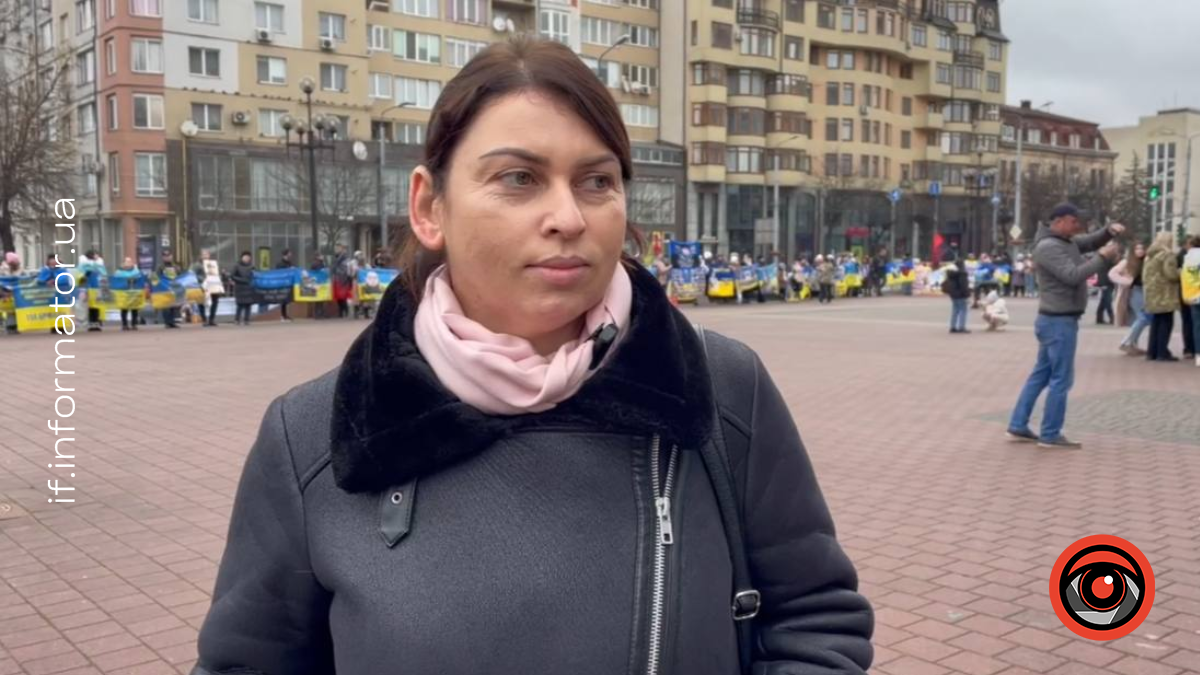 30 листопада в Івано-Франківську відбулася акція-нагадування про військовополонених, цивільних та зниклих безвісти