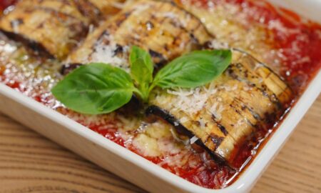 Рецепт баклажанових рулетів із присмаком Італії