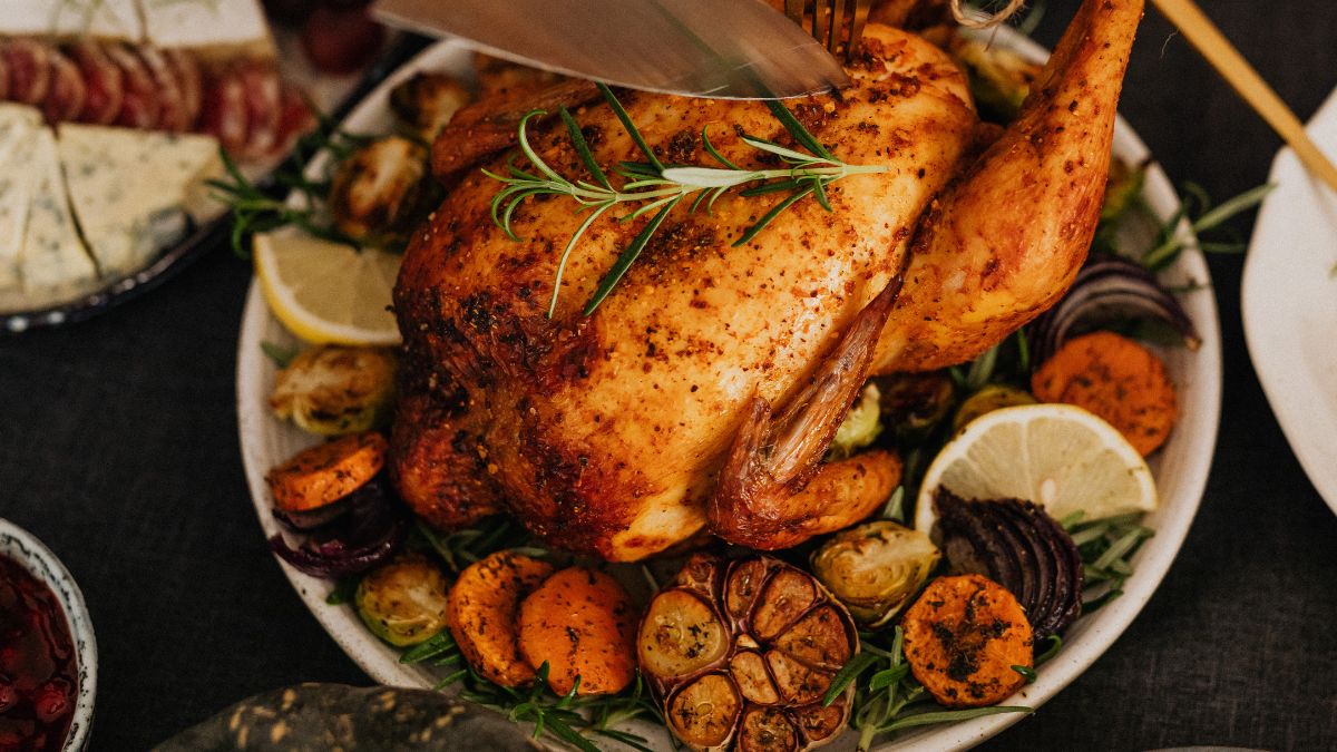 Фарширована курка у пиві: легкий рецепт до святкового столу