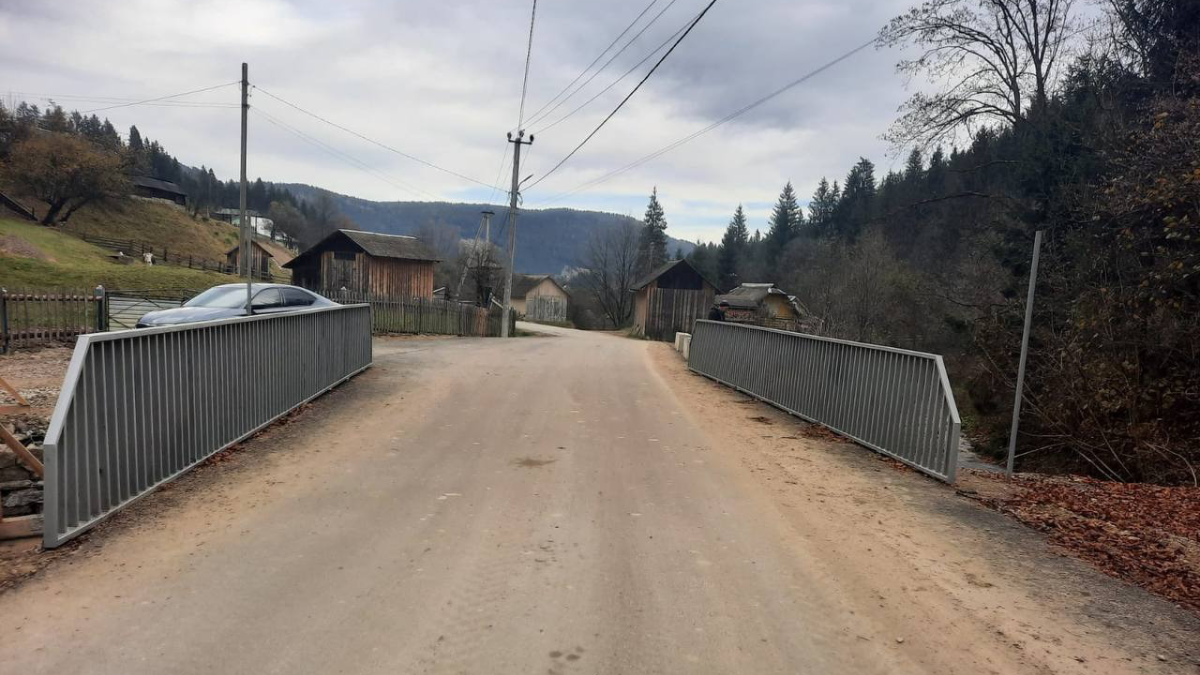 Капремонт мосту на Верховинщині