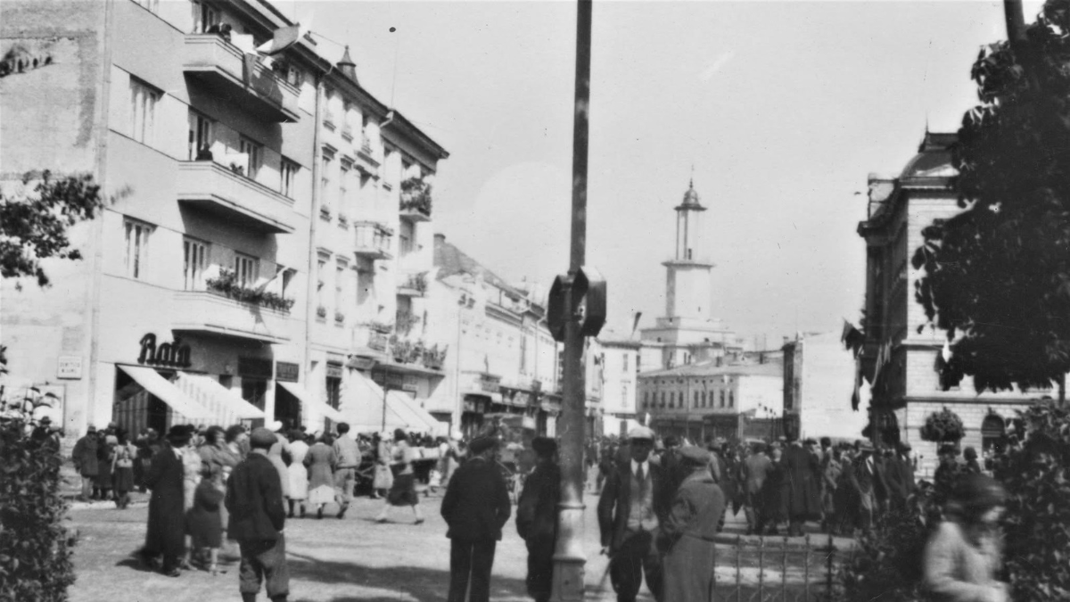 Ретро Франківськ