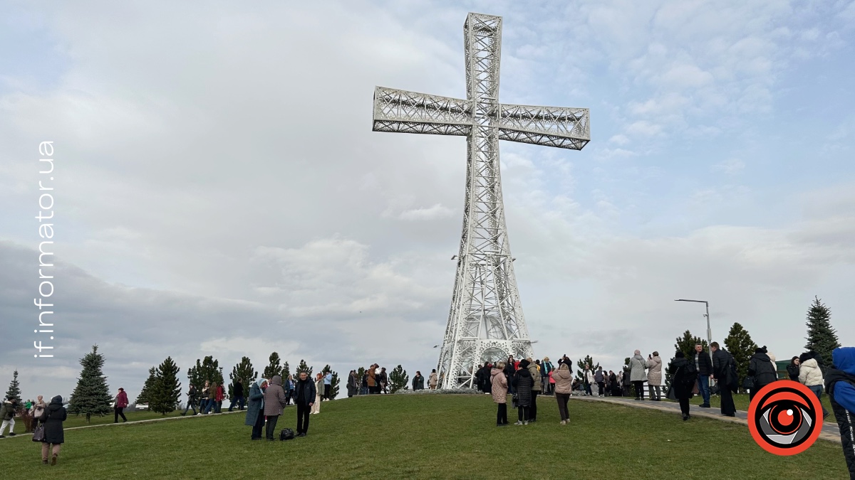Найбільший хрест в Україні