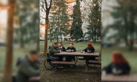 В Івано-Франківську функціонує адаптивний сквер (ФОТО)