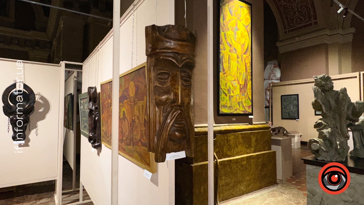 На виставці з нагоди 100-річчя Опанаса Заливахи