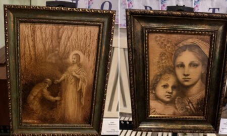 Прикарпатець презентував у Німеччині виставку з випалених на дереві картин