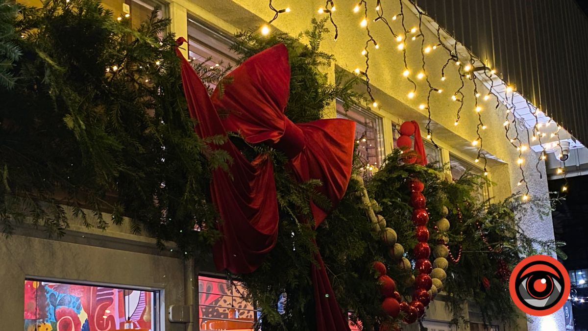 Як Калуш готується зустрічати зимові свята (ФОТО)