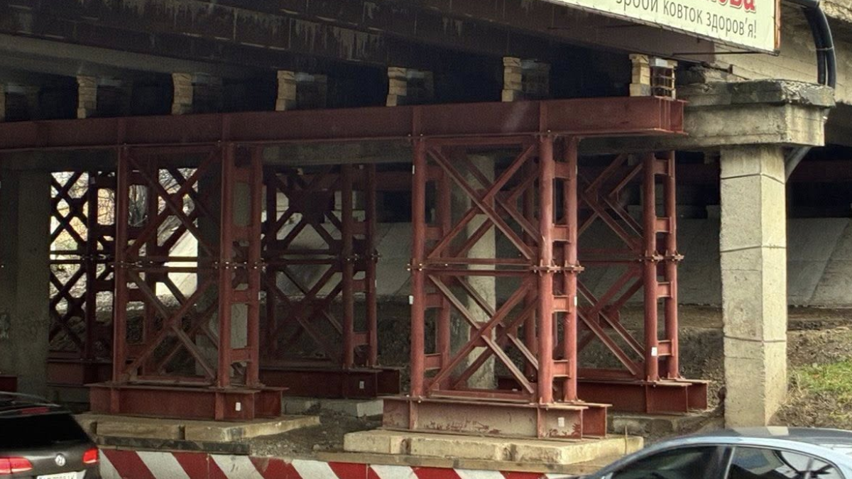 міст на Пасічну