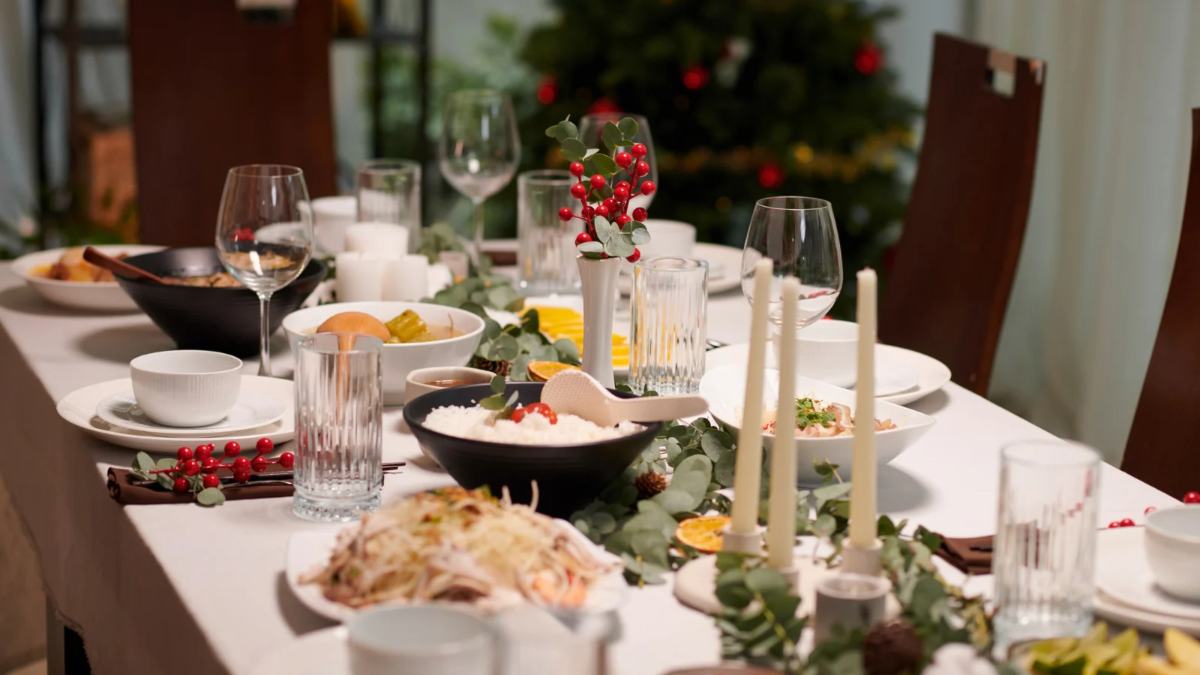 Новорічний стіл