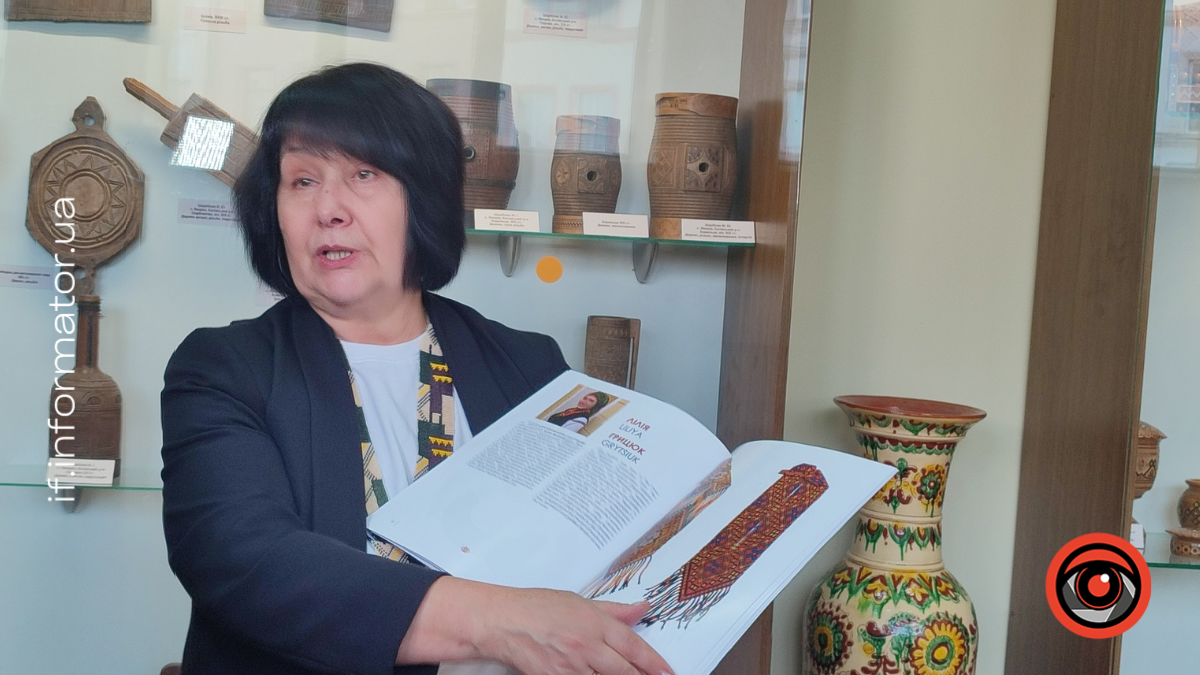 Марія Чулак - укладачка каталогу жіночих бісерних прикрас "Кольорові пацьорки"