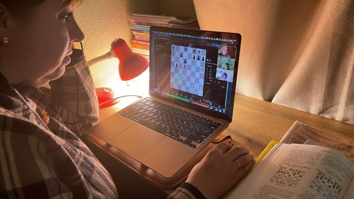 Заняття онлайн для дітей за кордоном