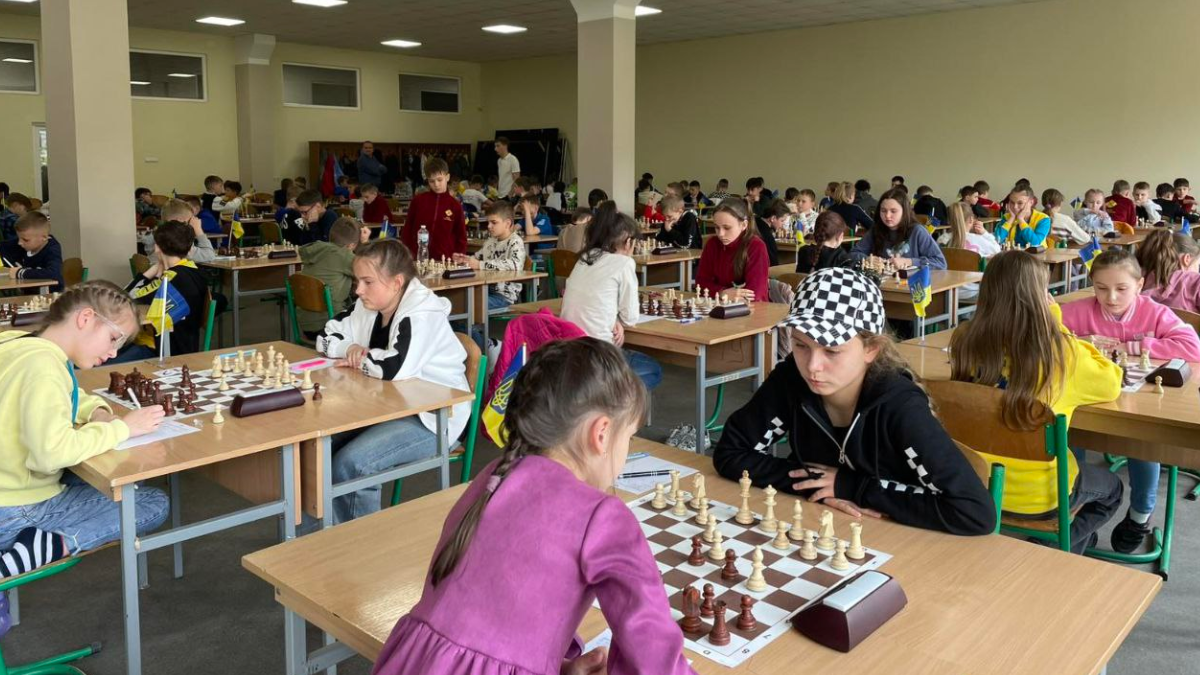 Сеанс одночасної гри у шахи