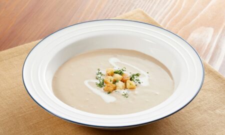 Рецепт ніжного грибного крем-супу з вершками та картоплею