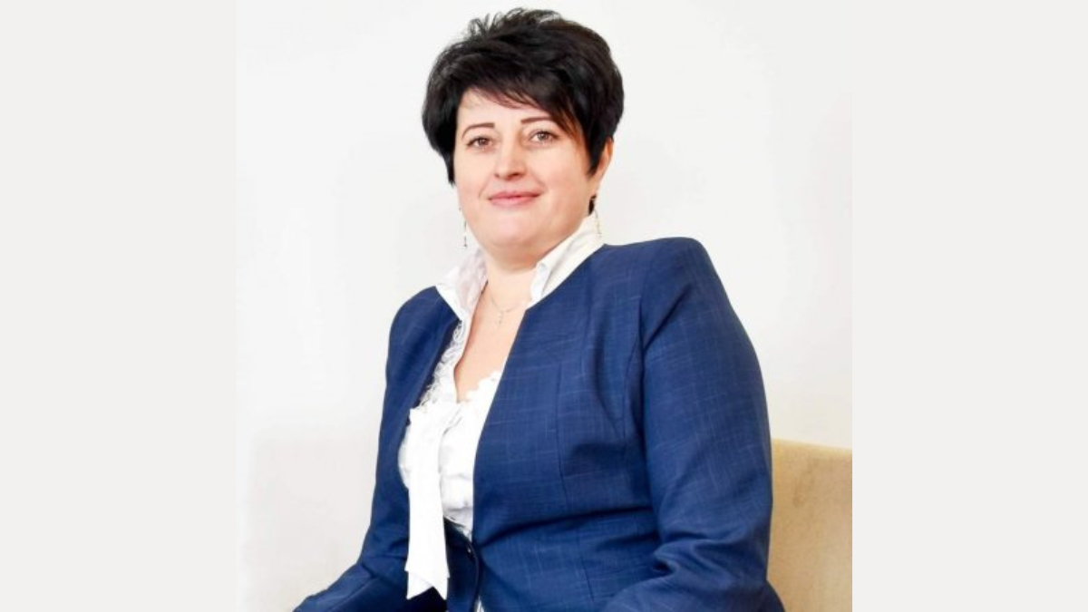 Президент України присвоїв звання «Заслужений економіст України» першій заступниці міського голови Івано-Франківська Руслана Марцінківа — Вікторії Сусаніній