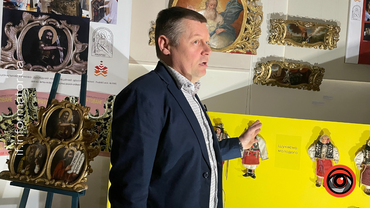 Завідувач відділу реставрації Івано-Франківського краєзнавчого музею Валерій Твердохліб