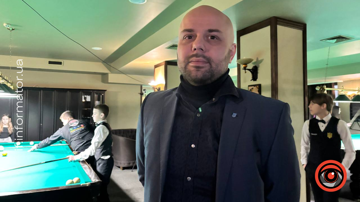 23 січня в Івано-Франківську вперше стартував командний чемпіонат України зі спортивного більярду «Вільна піраміда» серед юніорів, юнаків і дівчат