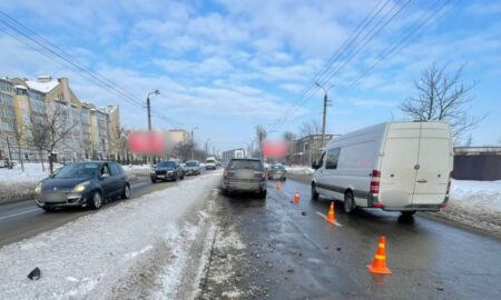 На вулиці Угорницькій в Івано-Франківську збили пішохода