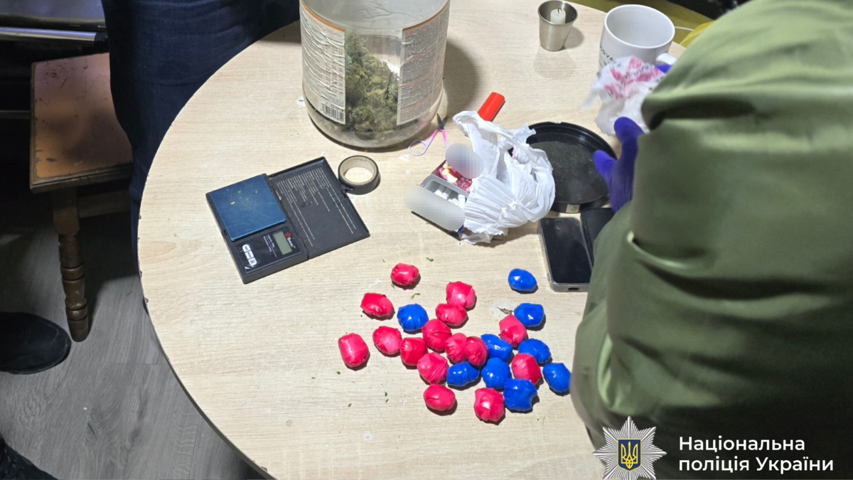 На Прикарпатті викрили групу наркоторговців з багатомільйонними прибутками