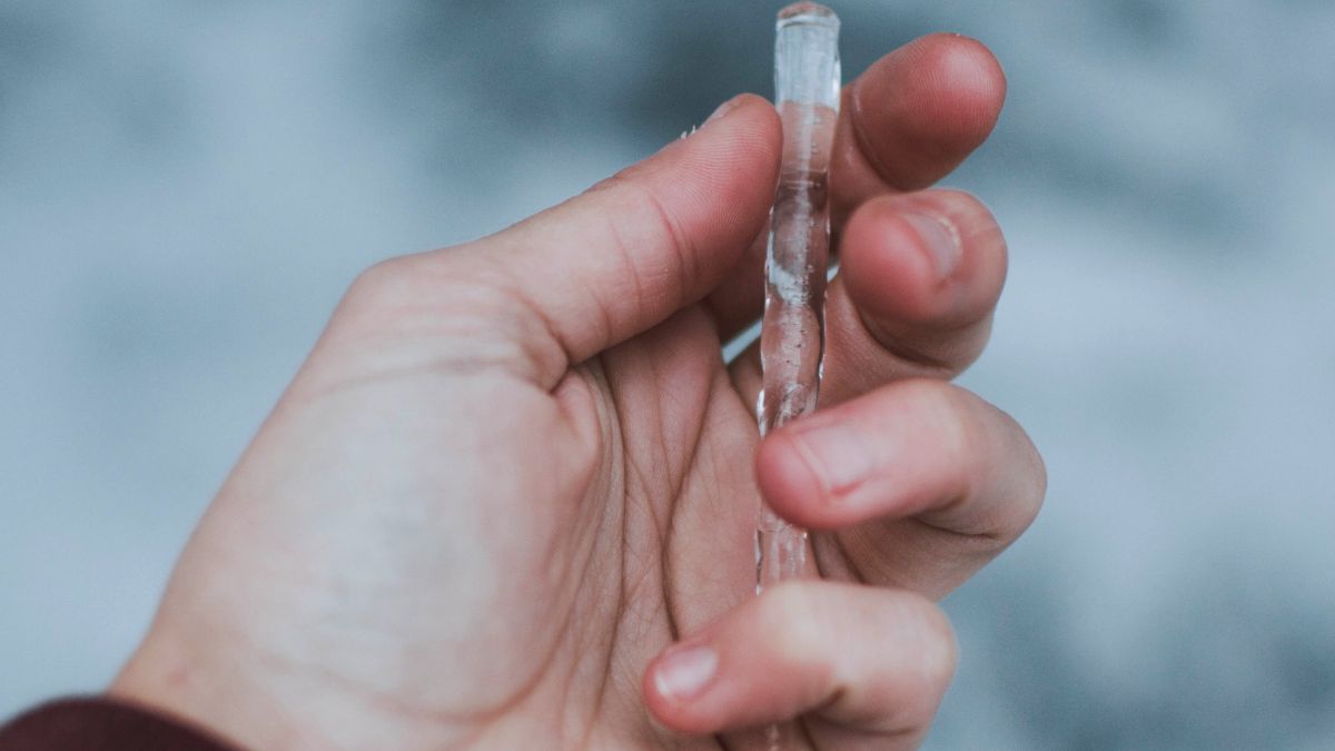 «Піднімайте трохи голову»: міський голова Івано-Франківська про бурульки у місті