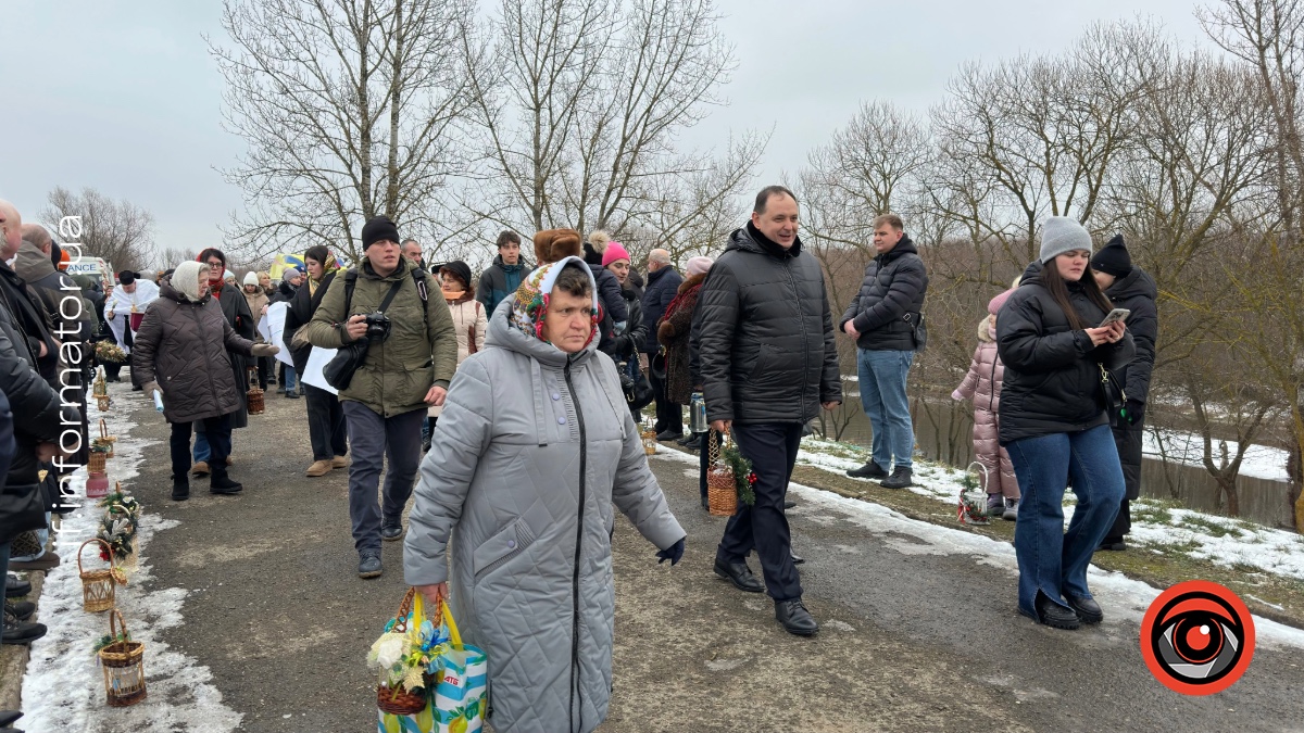 Фото: Водохреще на Бистриці Надвірнянській в Івано-Франківську 6 січня 2026 року