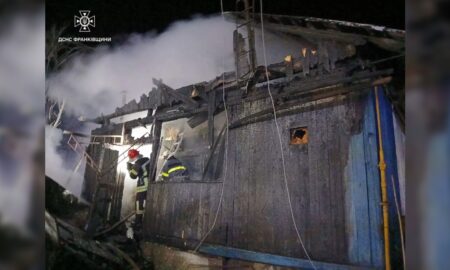 В Івано-Франківську на пожежі виявили тіло чоловіка