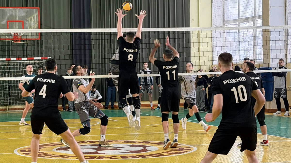 Волейбольна команда з Бурштина стала володарем Кубка області