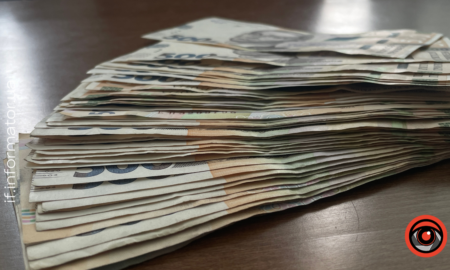 На Франківщині шахраї виманили 100 тисяч гривень під час онлайн-продажу приставки