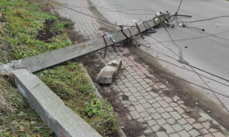Що робити водіям у випадку збиття електроопори: поради Прикарпаттяобленерго