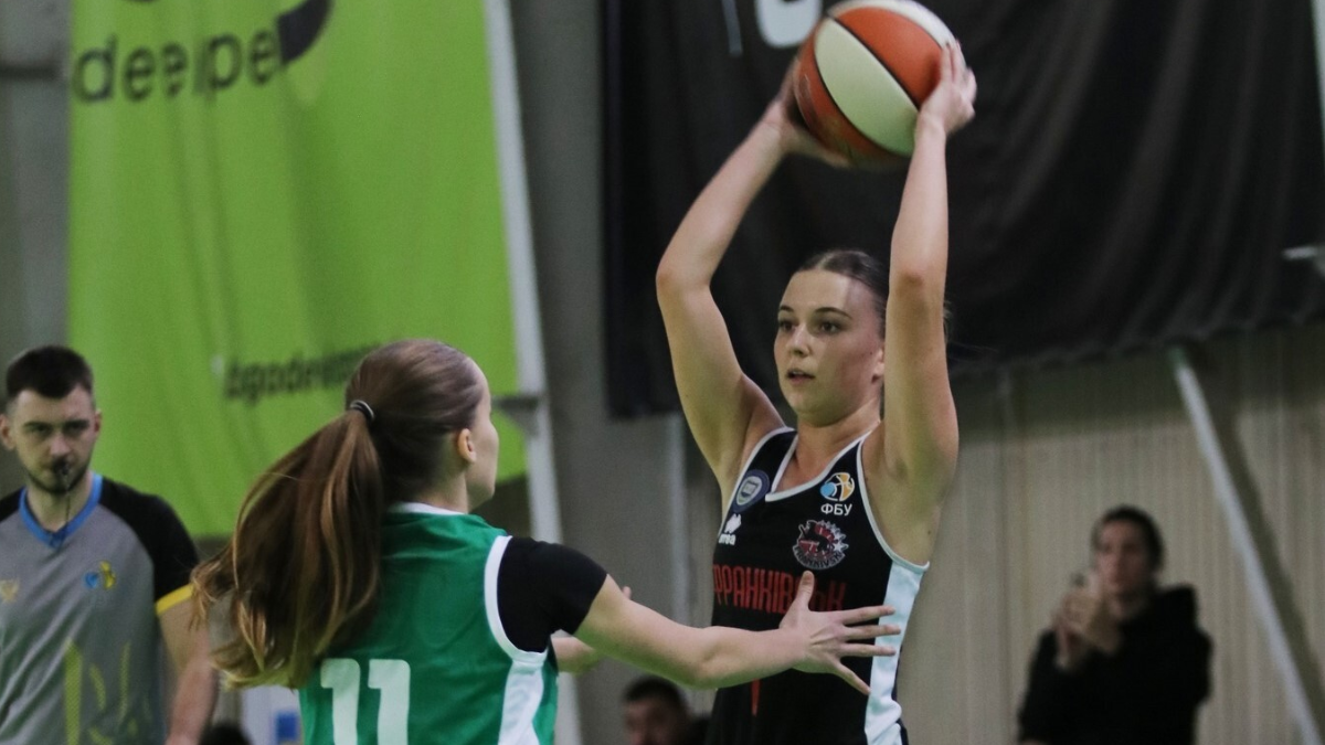 Франківська команда вийшла до плей-оф жіночої Суперліги з баскетболу