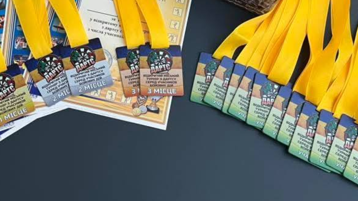 Ветерани Франківська зіграли на відкритому чемпіонаті міста з дартсу: результати