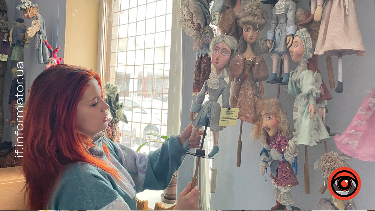 «Для творчої людини будь-який матеріал має потенціал»: як франківські майстри створюють ляльок для театральних постановок