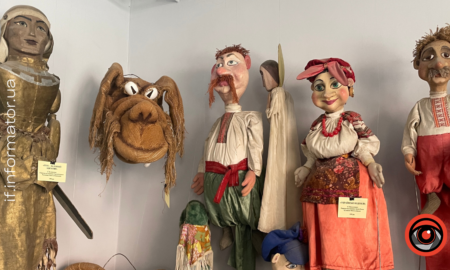 «Для творчої людини будь-який матеріал має потенціал»: як франківські майстри створюють ляльок для театральних постановок