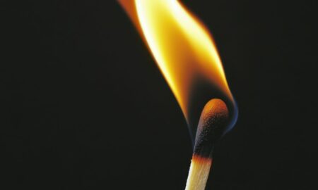 Заради винагороди: в Івано-Франківську за 2025 рік тричі підпалювали авто