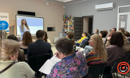 У Франківську провели тренінг «Медіаграмотність та цифрова безпека» для вразливих груп населення
