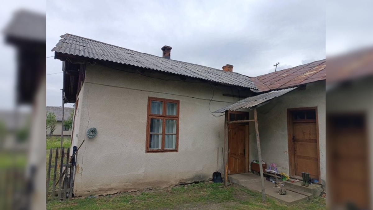 Будинок на вулиці Костея, 3, у селі Старі Богородчани