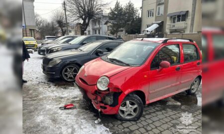 Спричинив ДТП та втік з місця події: патрульні Франківська затримали нетверезого водія