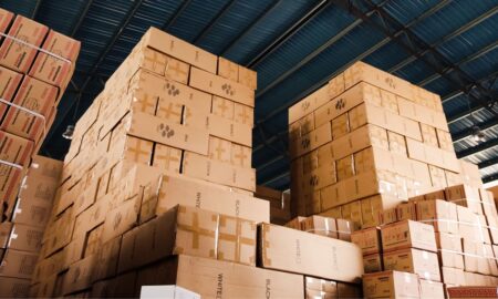 Легковики, вугілля та декоративний папір: що експортували через Франківську митницю у січні 2026 року