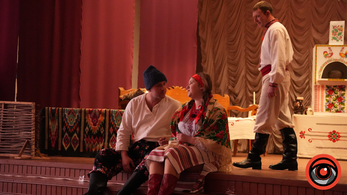 Вистава у Народному домі села Завадка