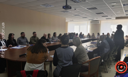 «Для людини важливо мати роботу»: у Франківську обговорили працевлаштування ветеранів