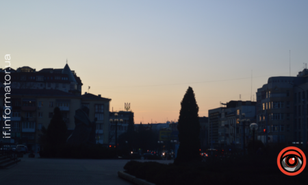 Свята 28 березня