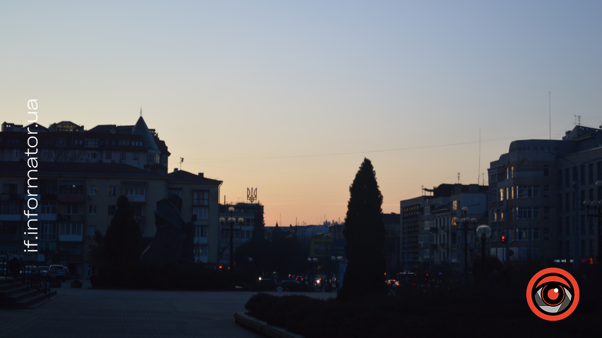 Свята 28 березня