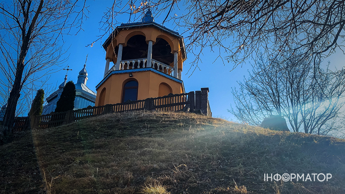 Церква Святого Архистратига Михаїла (1864 р.). Село Хом'яківка Івано-Франківської області