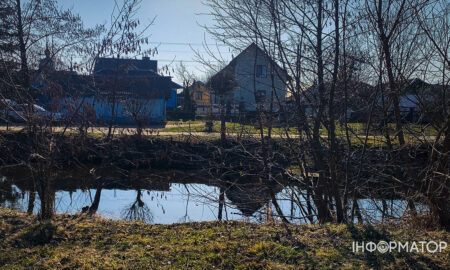 Спортивна риболовля і мальовничі ставки: заради чого варто відвідати Хом’яківку на Івано-Франківщині