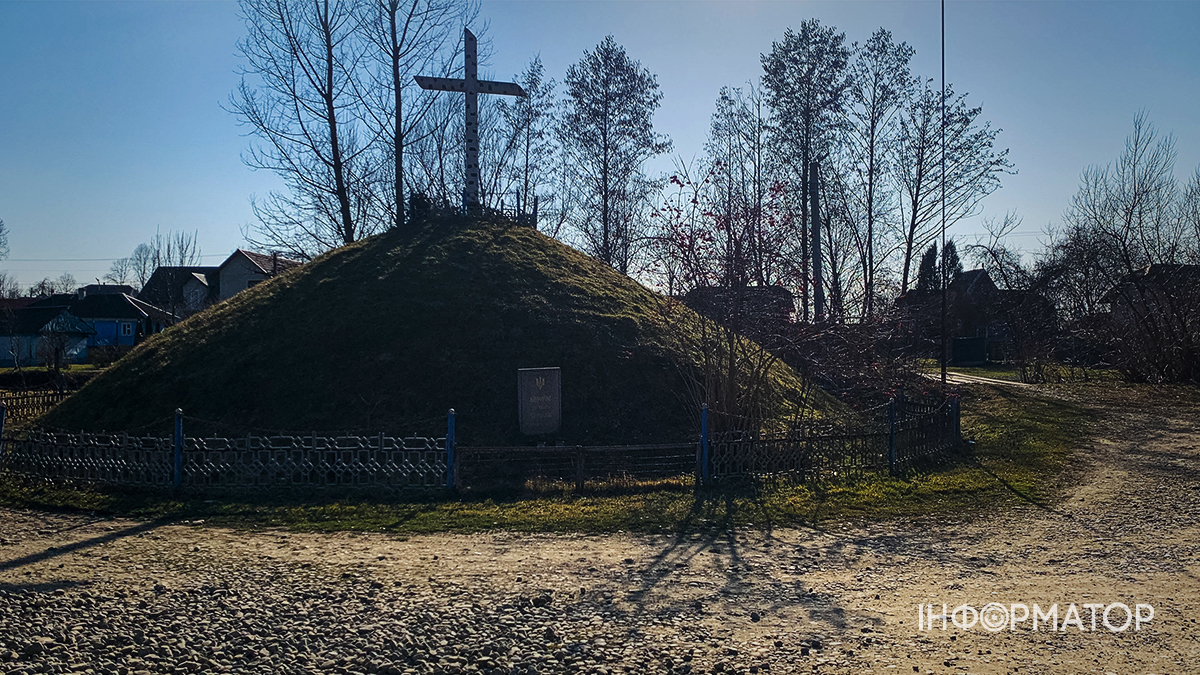 У селі Хом'яківка Івано-Франківської області. Березень 2026 року