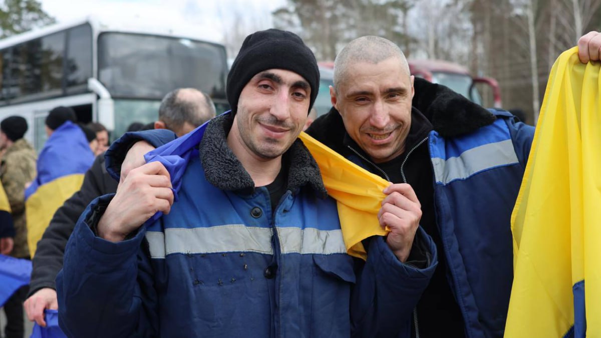 Повернення українських військовослубовців з російського полону